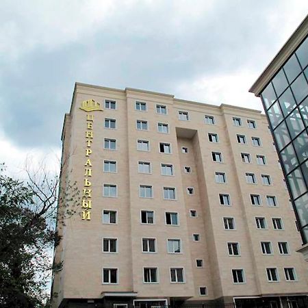 Residential Complex Central 261 Алматы Экстерьер фото